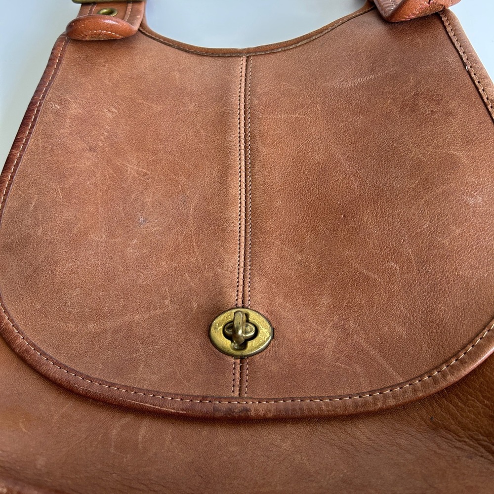 Coach Crescent Saddle 9235 British Tan Leather Shoulder Bag Good - Picture 4 of 14